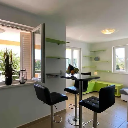 Apartment Sea La Vie With Pool Vodice