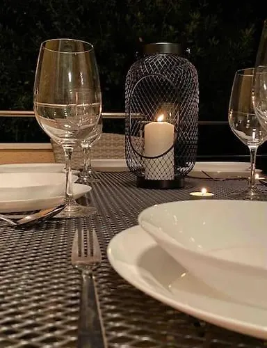 Sea La Vie With Pool * ヴォディツェ